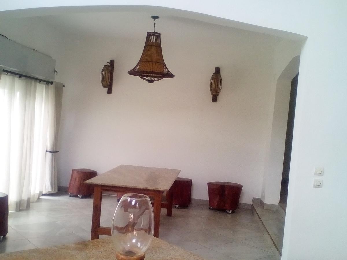 Bed and Breakfast Sahamalaza Ivato  Esterno foto