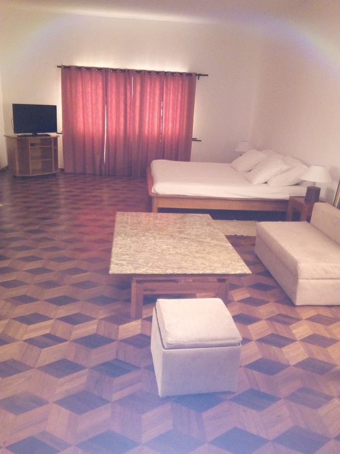 Bed and Breakfast Sahamalaza Ivato  Esterno foto